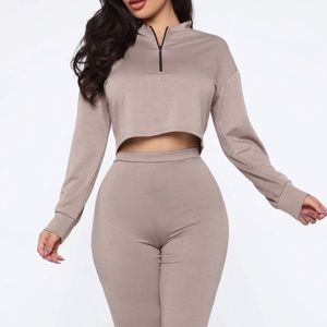Brand New Fashion Nova legging set